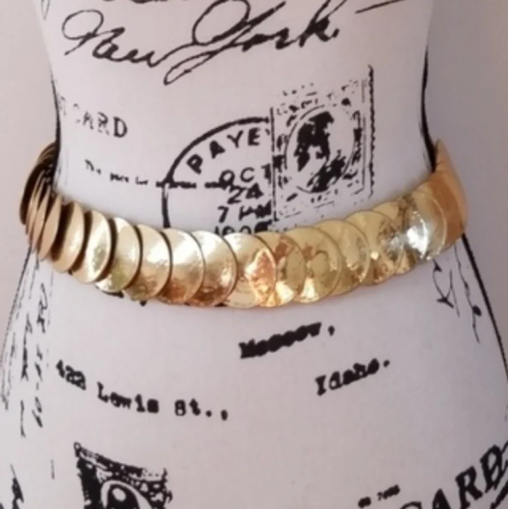 Vintage Gold-tone Discs strech bell